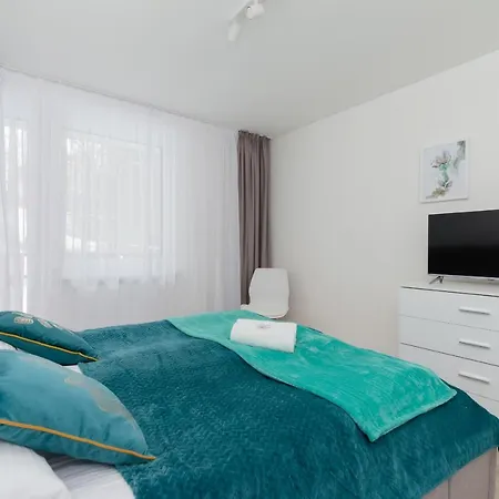 Family Droga Na Bystre By Renters Lägenhet *