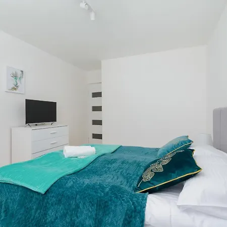 Family Droga Na Bystre By Renters Lägenhet